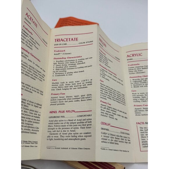 Lot of Vintage Sewing Notions and Fabric Care Pamphlets - Picture 10 of 14